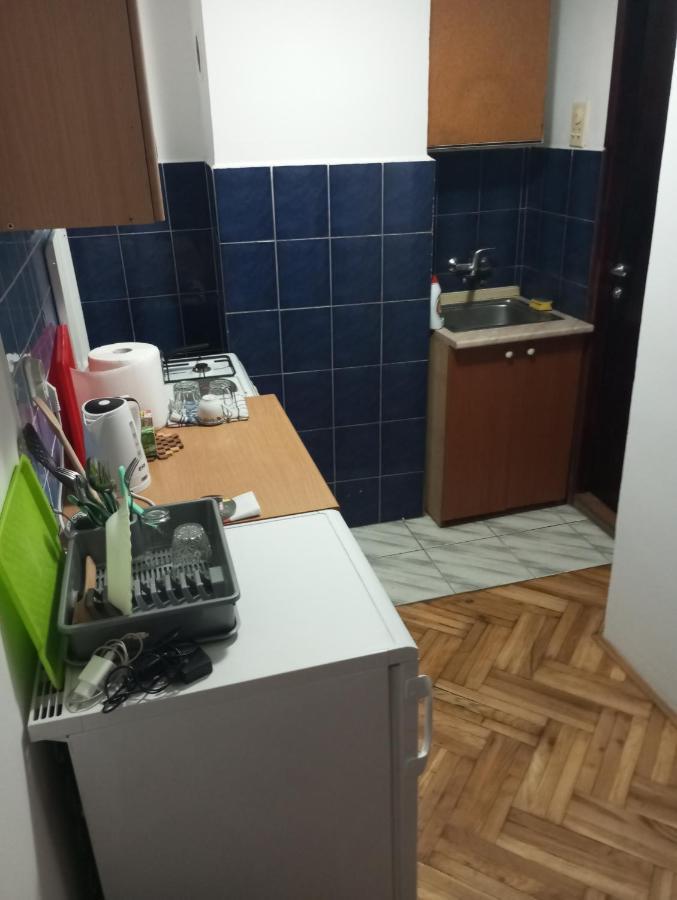 Airport Md Rooms Белград Екстериор снимка