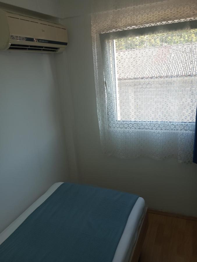 Airport Md Rooms Белград Екстериор снимка