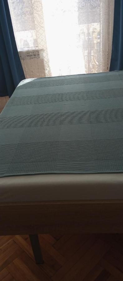 Airport Md Rooms Белград Екстериор снимка